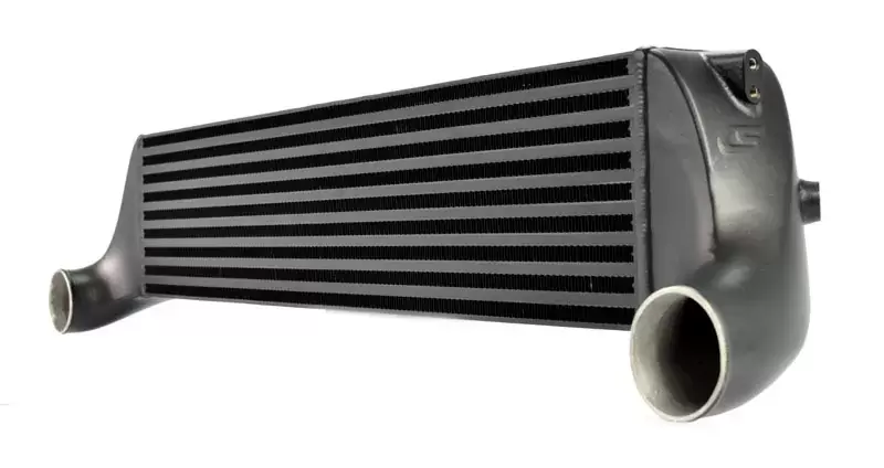 Cast endtanks and think runners provide a durable and high performance intercooler system