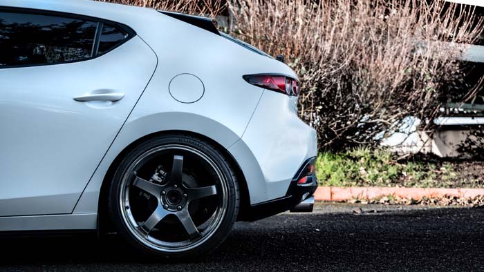 Larger dual wall tips complement the body lines of the Mazda 3 axel back
