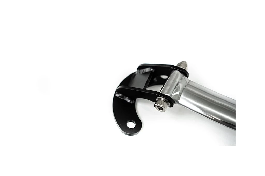 Polished aluminum bar and black powdercoated steel brackets for a simple & stylish look.