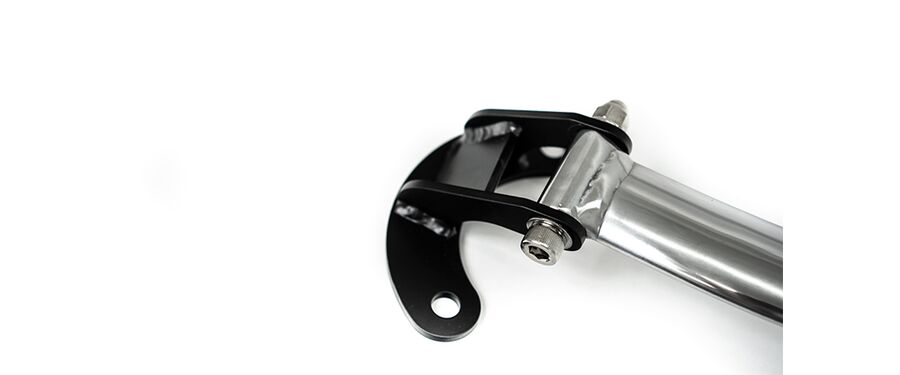 Polished aluminum bar and black powdercoated steel brackets for a simple & stylish look.