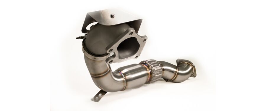 Cast 304 stainless steel bellmouth offers a smooth transition from turbo to piping.